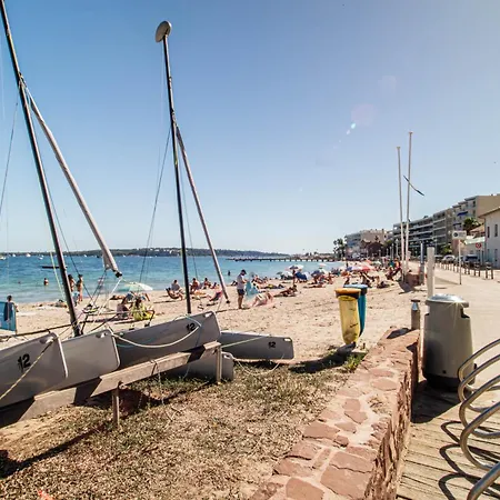 2p Proche Des Plages, Celadon