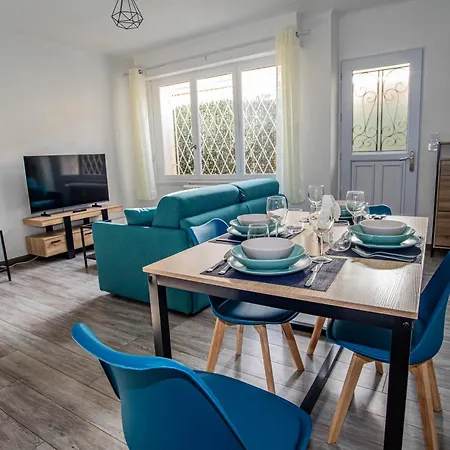 2p Proche Des Plages, Céladon